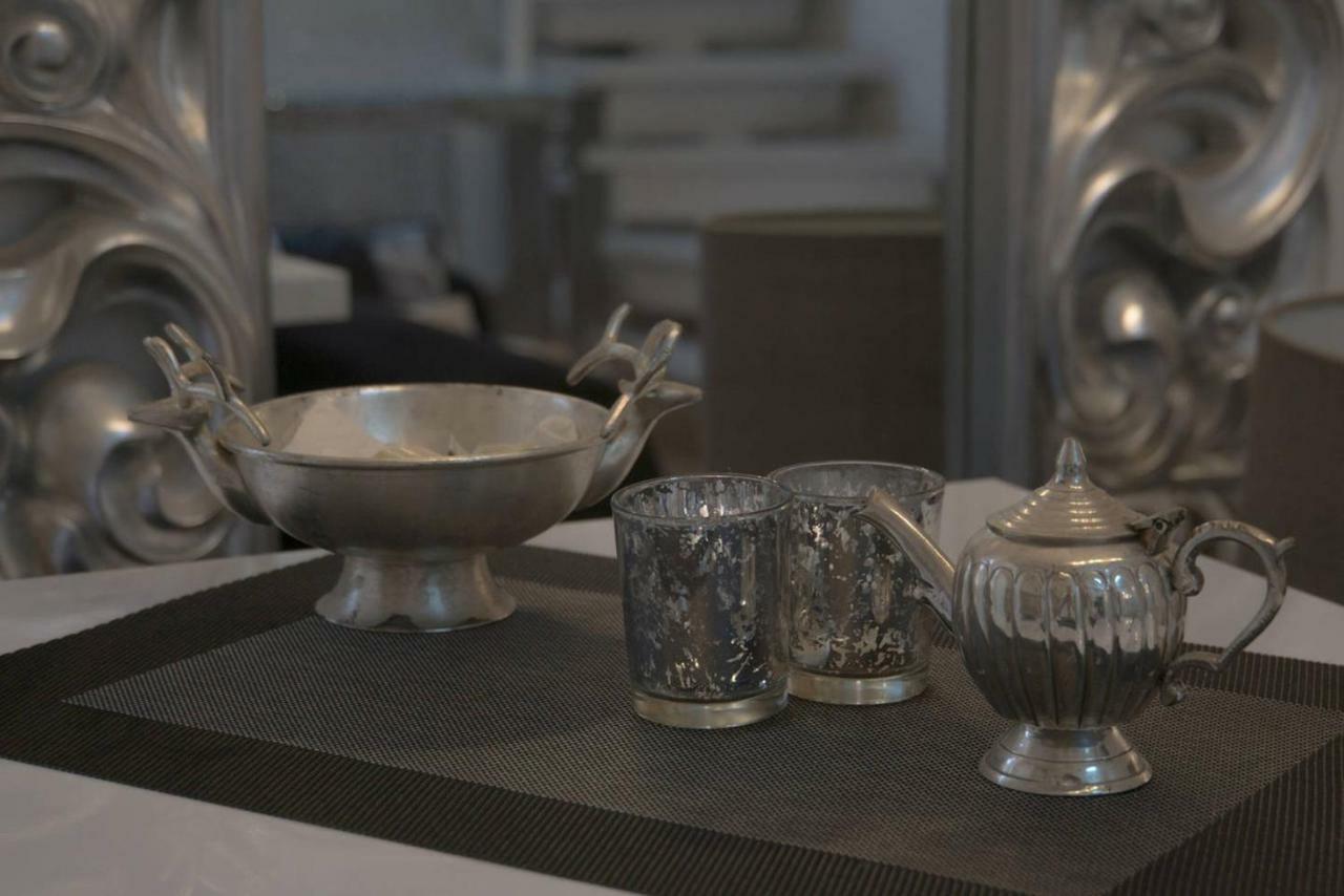 Elegante Appartmento Nel Quadrato D'Oro A St Tropez 쎙뜨호뻬 외부 사진